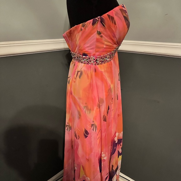 Beaded waist band colorful Wedding or prom dress - Picture 5 of 12